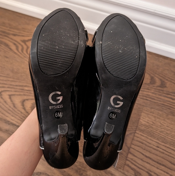 Black Heels - Picture 7 of 9